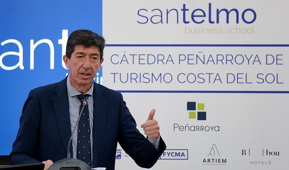 Juan Marín destaca la colaboración con el sector turístico en Andalucía para "gestionar la incertidumbre"