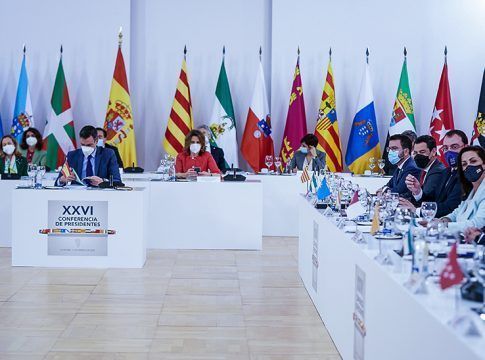 Moreno destaca la unidad de las comunidades en el apoyo a Ucrania y pide mayor celeridad para adoptar medidas que frenen la escalada de los precios