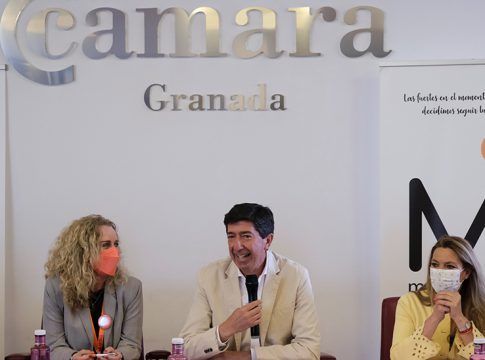 Marín subraya el "papel fundamental" de las emprendedoras en la reactivación económica