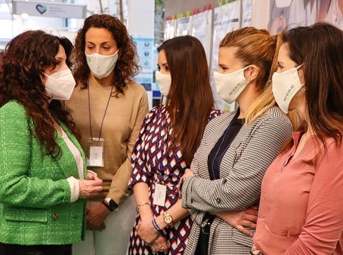 Rocío Ruiz destaca el proceso de modernización y digitalización de los servicios sociales en Andalucía