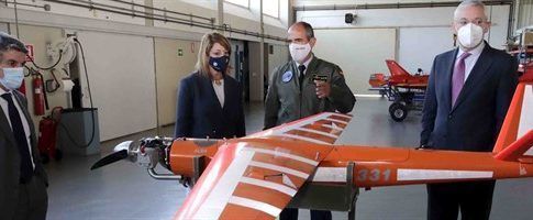 El Puerto conoce los proyectos del INTA en torno a la medición de ozono, aviones no tripulados e innovación naval