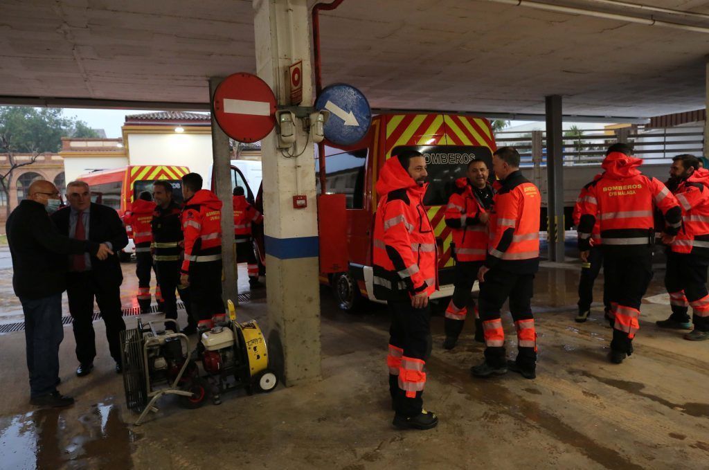 La Diputación envía a Ucrania tres furgonetas del CPB con 3.000 kilos de material de técnico de emergencias