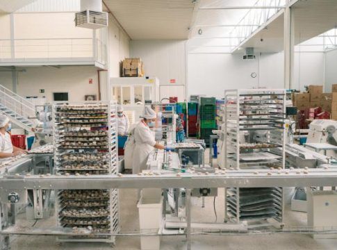 La campaña de producción de mantecados y polvorones de Estepa empieza a recuperar niveles prepandémicos