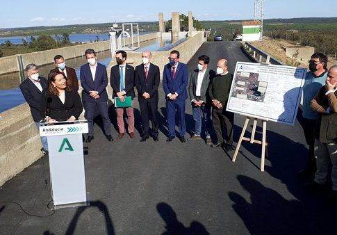 La Junta pone en servicio el Canal de Enlace Directo de la cuenca Tinto-Odiel-Piedras tras invertir 7,9M€ para mejorar la estructura