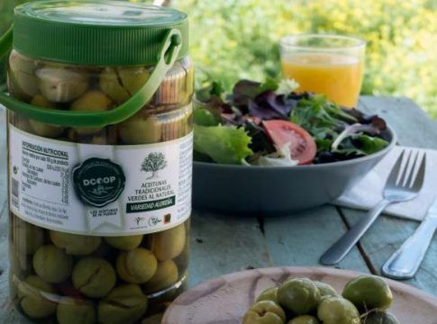 Dcoop potencia la presencia de sus aceitunas en el mercado nacional