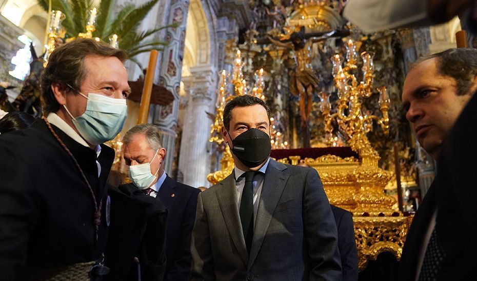 Moreno valora esta Semana Santa como "de luz y esperanza" tras dos años de espera por la Covid-19