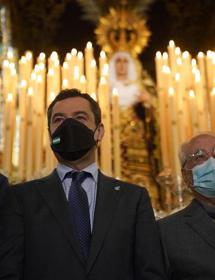 Moreno se muestra satisfecho de que Andalucía recupere la normalidad y disfrute de sus tradiciones tras dos años de pandemia