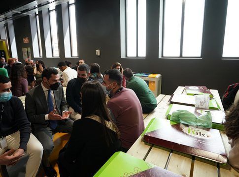 Moreno señala que la trasformación digital puesta en marcha en Andalucía la convertirá en un ecosistema de innovación tecnológica