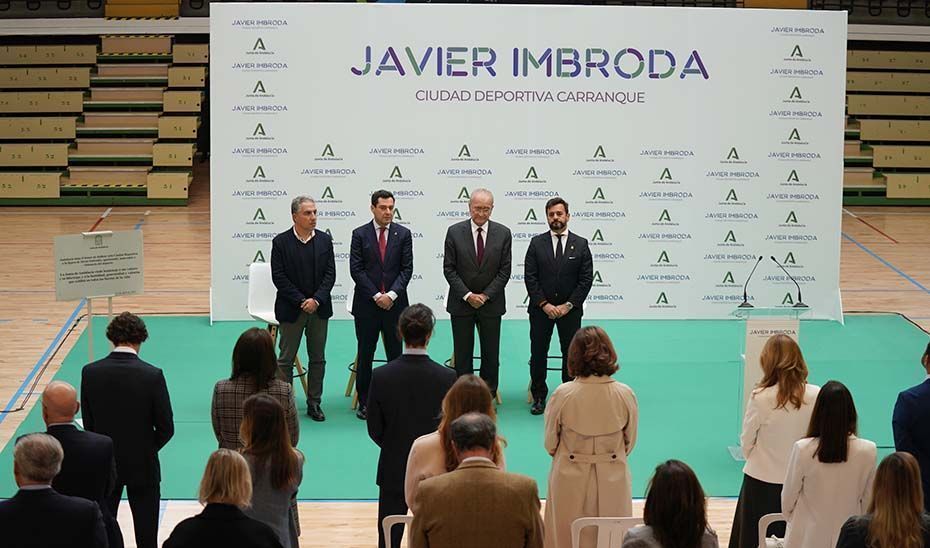 Moreno ensalza la figura de Imbroda en la presentación de la ciudad deportiva que llevará su nombre