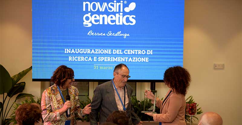 Nova Siri Genetics inaugura su Centro de Investigación y Experimentación de fresas y frutos rojos