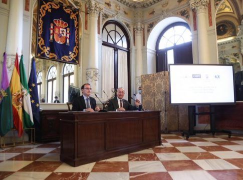 Ayuntamiento de Málaga, CEM y Garántia amplían los destinatarios de su línea de avales