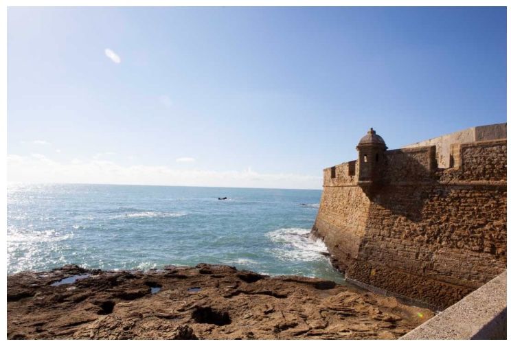Cádiz: el mar, su gente, su bahía, su historia y sus ganas de vivir