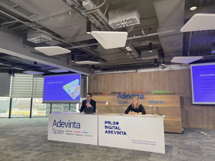 El comercio on line se consolida en Andalucía: El 88% de la población compra y vende a través de internet