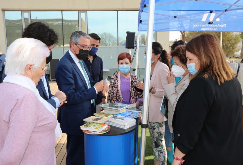 La biblioteca itinerante de la Diputación de fomento a la lectura volverá a recorrer los pueblos de la provincia