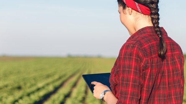 La Consejería de Agricultura avanza en la transformación digital del sector agrícola
