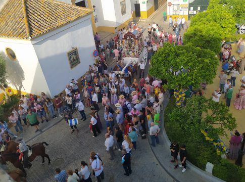 El ayuntamiento de Valencina colabora con la Hermandad del Rocío de Valencina para el buen desarrollo del Camino del Rocío