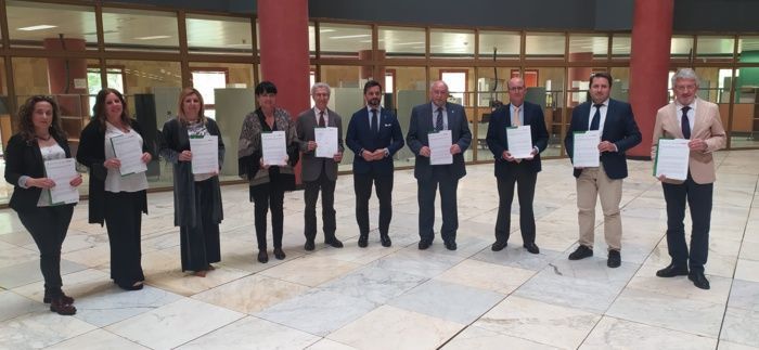 FEUSO Andalucía aplaude el acuerdo de equiparación salarial para el profesorado de la concertada y anima a la Consejería de Educación a saldar con este sector las promesas electorales pendientes