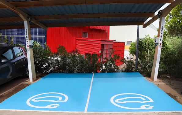 Málaga TechPark instala dos nuevas estaciones de recarga para vehículos eléctricos a disposición gratuita de los trabajadores del parque