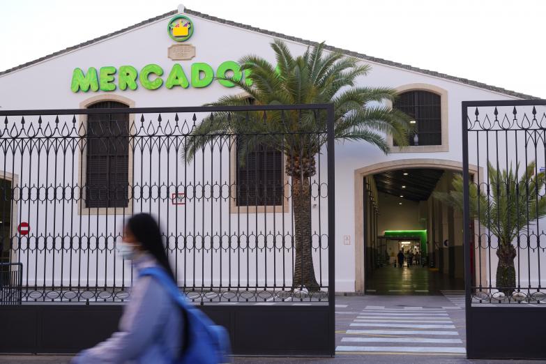 Mercadona refuerza su compromiso con Andalucía al invertir 140 millones y reducir sus emisiones de CO2 en 5.300 toneladas en 2021