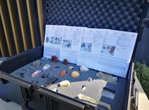 La Fundación Cobre Las Cruces presenta la ‘Maleta de los Minerales’ dirigida a escolares