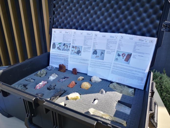 La Fundación Cobre Las Cruces presenta la ‘Maleta de los Minerales’ dirigida a escolares