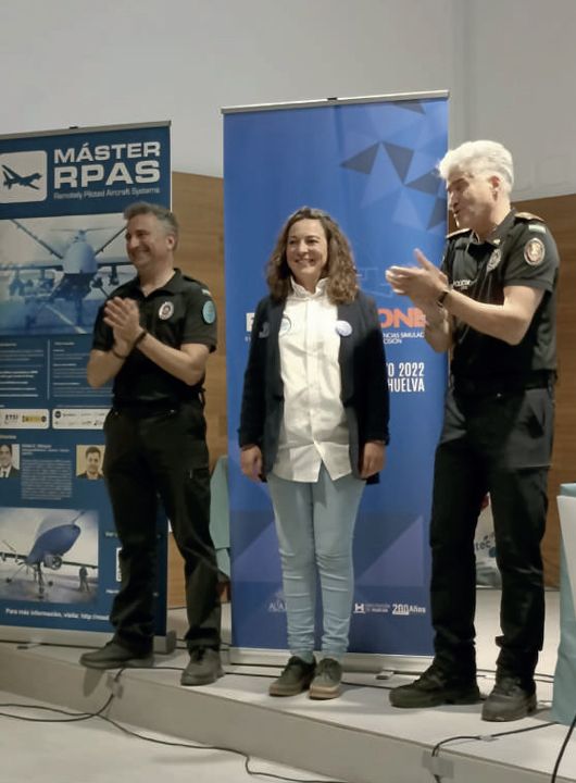Blanca Vera: “Los drones que hemos visto en el congreso Emerdrone 2022, no son ningún juguete, ya que están pensados y creados para salvar vidas”