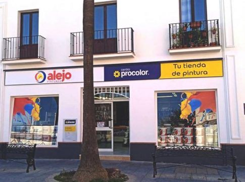 Pinturas Alejo abre en Almonte una nueva tienda de pinturas