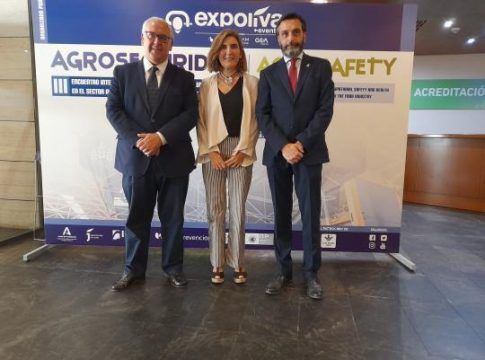 Rocío Blanco anima a empresas y trabajadores del campo a reforzar la seguridad laboral
