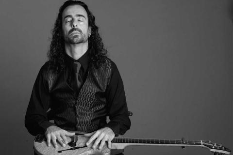 Flamenco, el patrimonio botánico de la finca de La Concepción y el futuro de la democracia, esta semana en La Malagueta