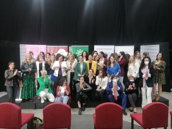 Las iniciativas Verde Azotea y Flow ganan la final del III Programa Áurea de Emprendimiento en Femenino