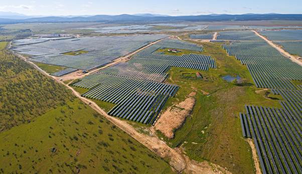 Abengoa consolida su negocio fotovoltaico con una cartera de 1,3 GW de proyectos finalizados y en construcción