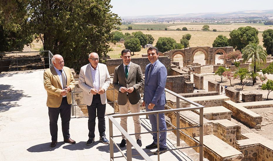 Moreno apuesta por hacer "una gran red social" del patrimonio cultural de Andalucía