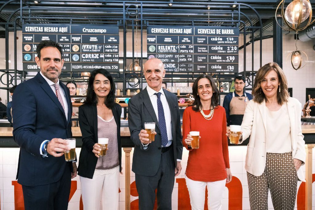 Factoría Cruzcampo se consolida tras cumplir su primer aniversario