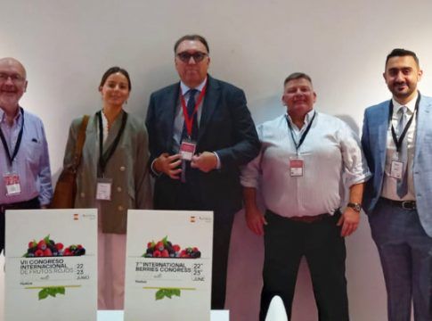 Extenda impulsa la comercialización de los berries andaluces en Oriente Medio y Europa en el marco del Congreso Internacional de los Frutos Rojos
