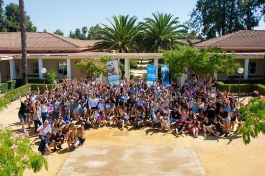 Un grupo de 250 jóvenes de España y Portugal participan en Mollina en el encuentro de corresponsales juveniles