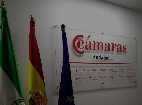 Las Cámaras de Comercio piden situar a las empresas en el centro de las políticas y contribuir a fomentar su actividad y a hacerlas más competitivas