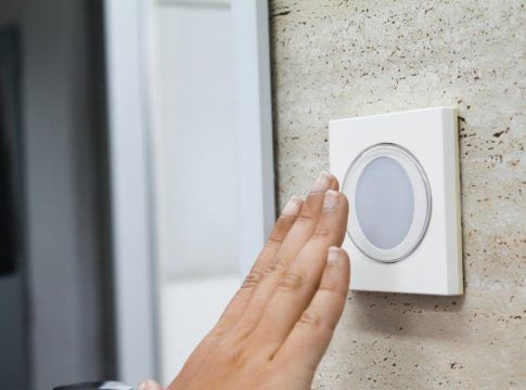 Waisense, la tecnología que permite ahorrar hasta 25 litros de agua cada vez que abrimos el grifo de agua caliente