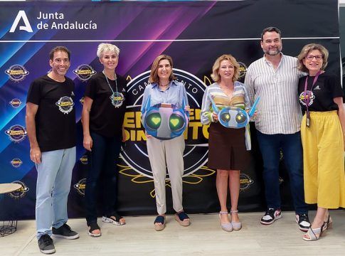 Rocío Blanco anima a los 100 jóvenes que participan en el Campamento de Emprendimiento a protagonizar el futuro de Andalucía
