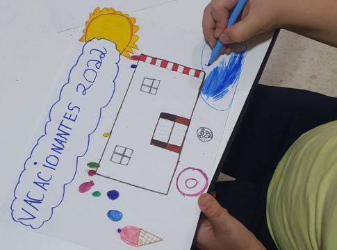 El programa Vacacionantes contra la violencia de género beneficia a más de 65.000 mujeres y niños