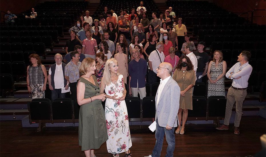 Del Pozo presenta la temporada 2022-2023 del Teatro Central que contará con ocho estrenos