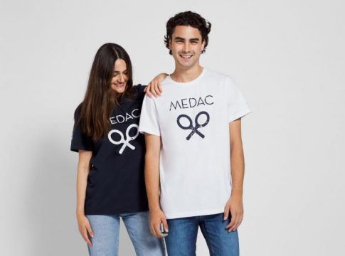 Silbon y Medac se unen y lanzan una camiseta solidaria a beneficio de la Fundación Olivares