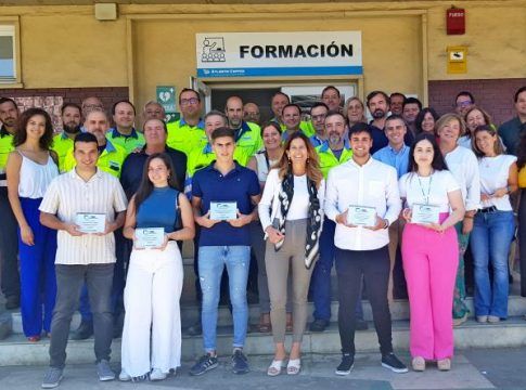 Atlantic Copper celebra la graduación de los alumnos de FP Dual de las ramas de mecatrónica y de logística y transporte