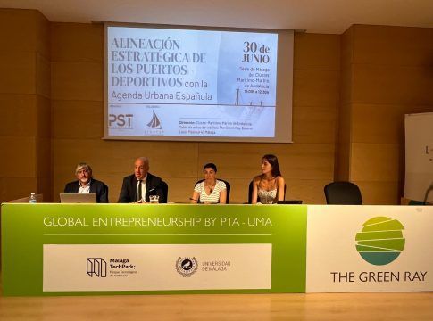 Puerto Sotogrande expone su alineación estratégica con la Agenda Urbana Española en la sede del Clúster Marítimo-Marino de Andalucía ante empresas y organizaciones del sector de la Economía Azul