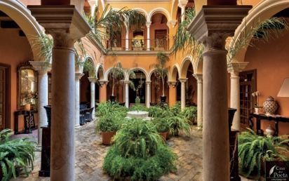 Trinidad Gil: “Hotel Boutique Casa del Poeta permite vivir la experiencia de Sevilla con los 5 sentidos”