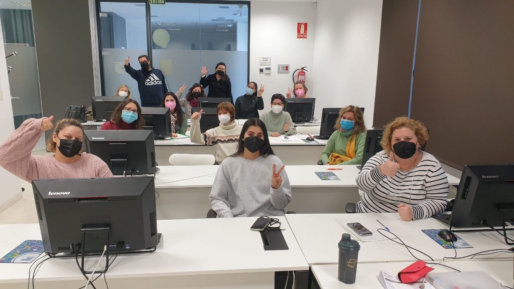 346 personas mejoran su empleabilidad en 12 Lanzaderas Conecta Empleo que finalizan tras cinco meses de entrenamiento laboral