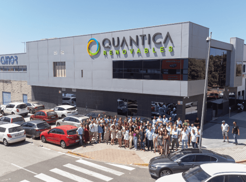 Quantica Renovables estrena nueva sede en Bollullos de la Mitación donde alojará a sus 120 empleados de oficina