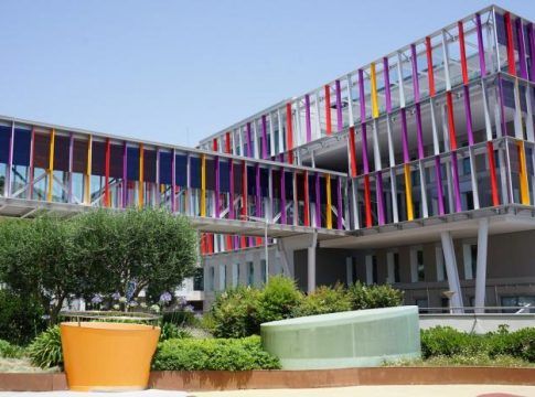 Cosentino reviste la fachada del nuevo SJD Pediatric Cancer Center Barcelona