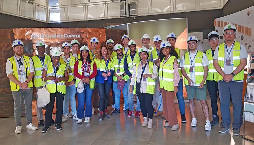 La promoción del programa Suma Master de la Cátedra Atlantic Copper visita el complejo metalúrgico de Huelva