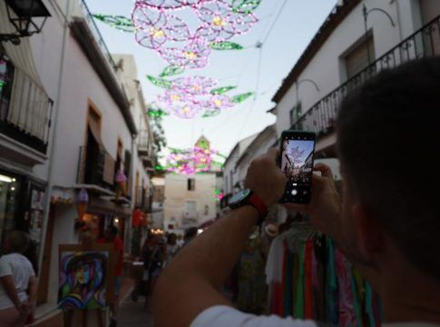 Ximenez Group estrena una pionera iluminación ornamental y estival en Marbella y San Pedro de Alcántara