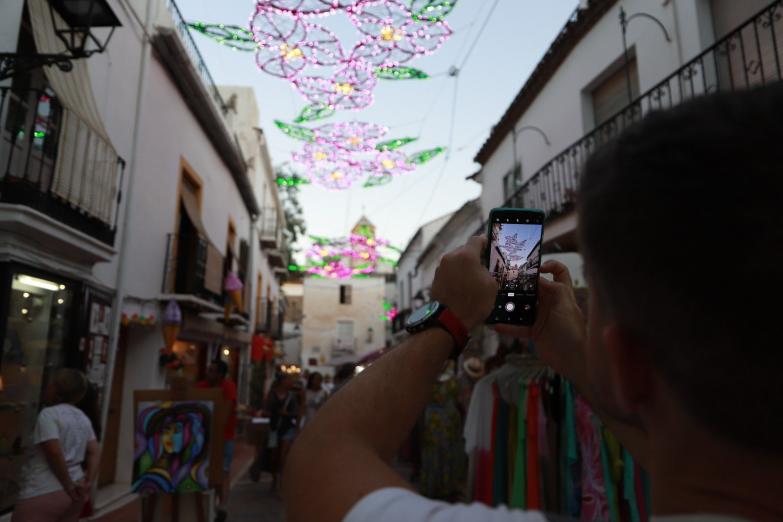 Ximenez Group estrena una pionera iluminación ornamental y estival en Marbella y San Pedro de Alcántara